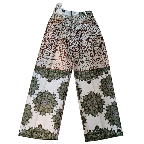 46B. Zara Wide Legged Flowy Pants - Size Small - Picture 4 of 6